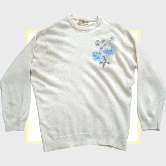 - Vintage super soft shetland wool, cream coloured sweater - Picture 3 of 11